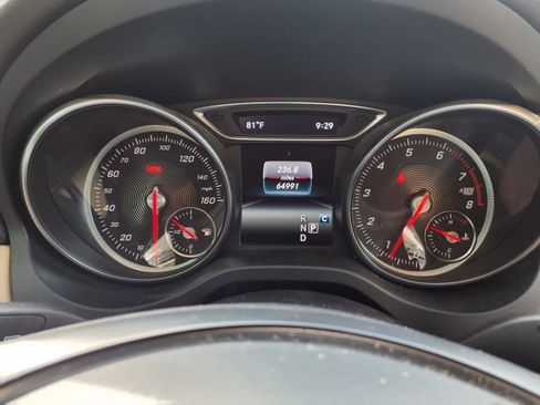 Used 2019 Mercedes-Benz GLA 250 4MATIC image 22