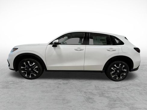 New 2026 Honda HR-V EX-L image 2