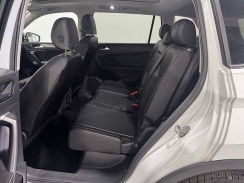 Used 2024 Volkswagen Tiguan SE FWD image 20