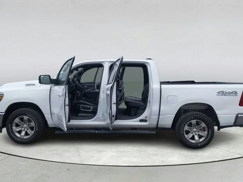 Used 2023 RAM 1500 Laramie AWD/4WD image 11