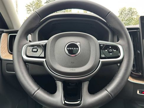 New 2026 Volvo XC60 B5 Ultra w/ Protection Package Premier image 23