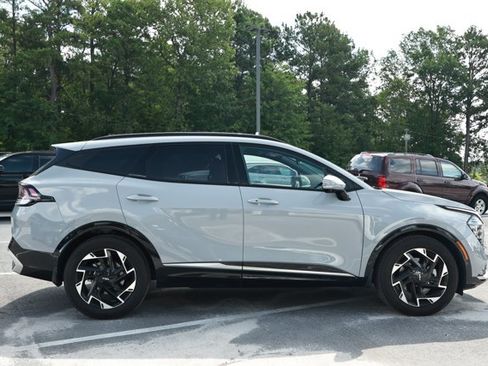 Used 2024 Kia Sportage SX FWD image 3