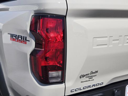 New 2026 Chevrolet Colorado Trail Boss AWD/4WD image 12