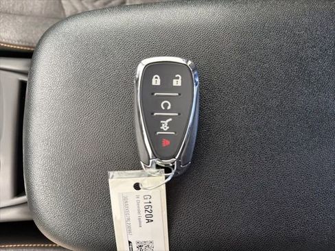 Used 2024 Chevrolet Equinox LT FWD image 38