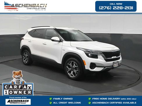 Used 2023 Kia Seltos EX AWD/4WD image 1