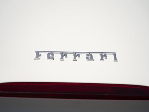 Used 2023 Ferrari Portofino M RWD image 22