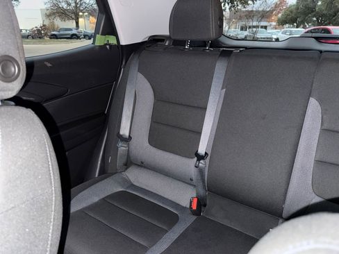 Used 2025 Chevrolet TrailBlazer LT image 39