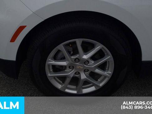 Used 2024 Chevrolet Equinox LT image 14