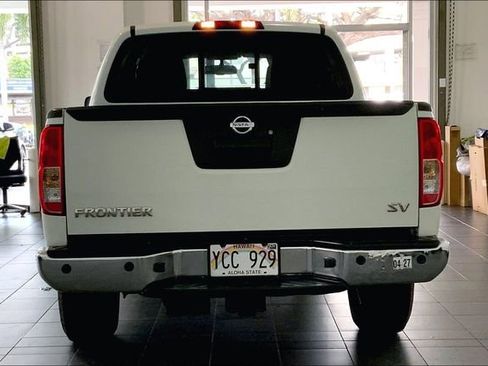 Used 2014 Nissan Frontier SV w/ SV Value Truck Package image 4