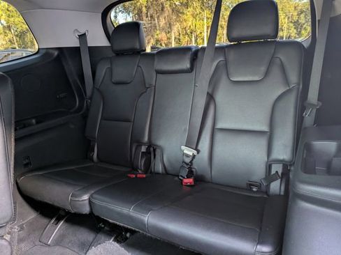 Used 2022 Kia Telluride EX w/ EX Premium Package image 15