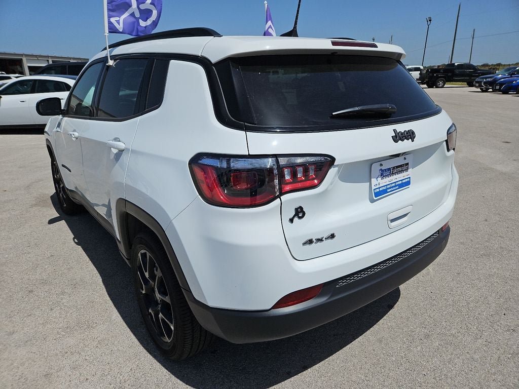 Certified 2026 Jeep Compass Latitude AWD/4WD image 5