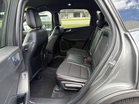 Used 2024 Ford Escape ST-Line w/ Tech Pack #1 FWD image 22