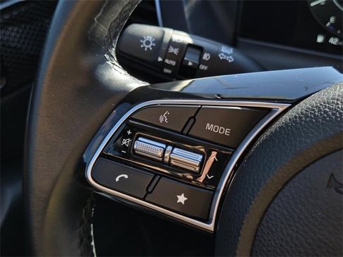 Certified 2024 Kia Seltos EX image 25