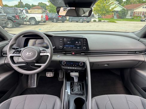 Used 2026 Hyundai Elantra Sport w/ Cargo Package FWD image 30