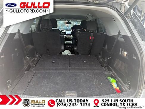 Used 2021 Ford Explorer XLT w/ Equipment Group 202A RWD image 9
