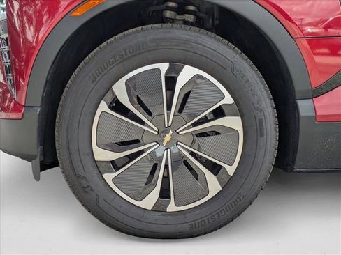 New 2025 Chevrolet Blazer EV LT image 9