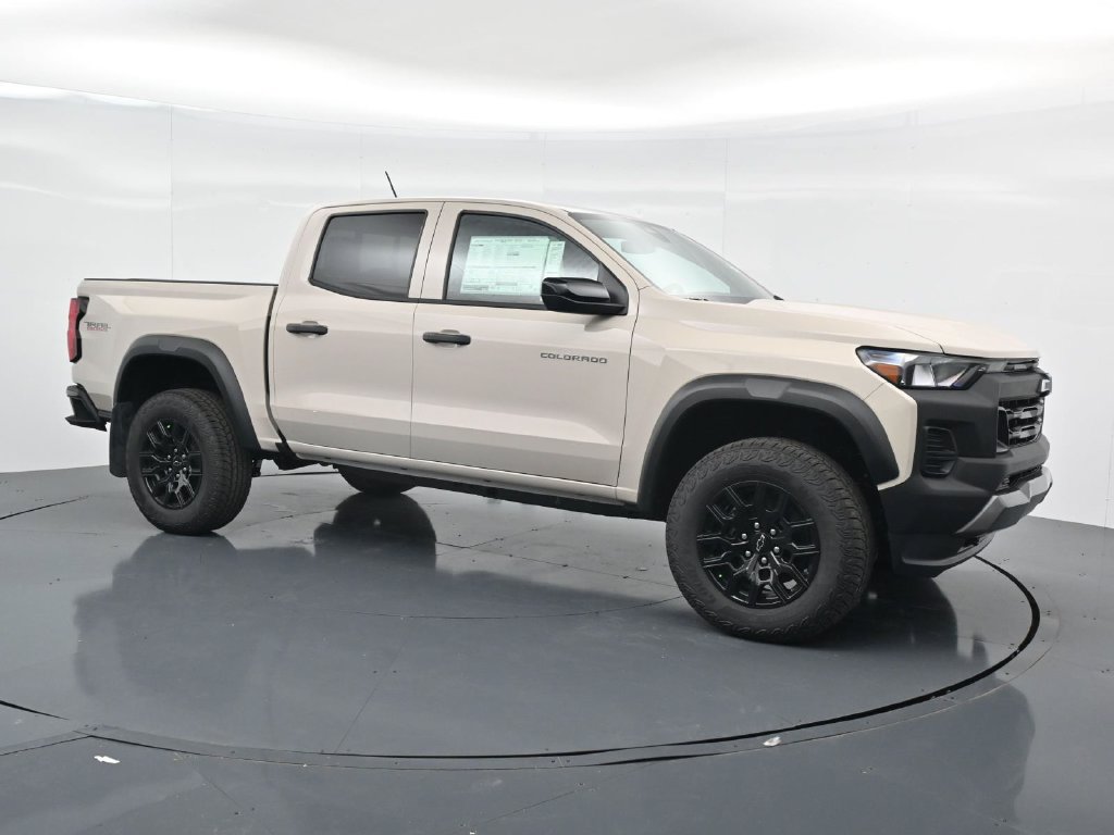 New 2026 Chevrolet Colorado Trail Boss AWD/4WD image 3