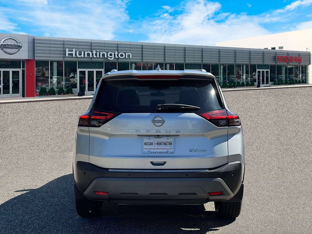 Certified 2023 Nissan Rogue SV w/ SV Premium B Package AWD/4WD image 7