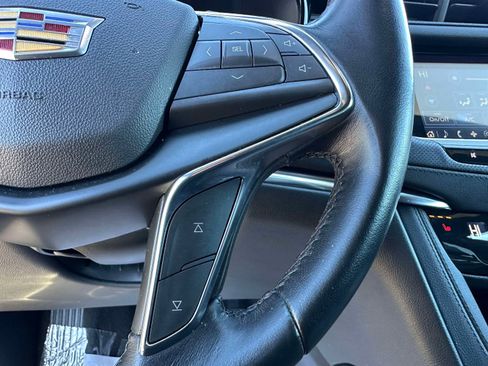 Used 2021 Cadillac XT5 Luxury image 16