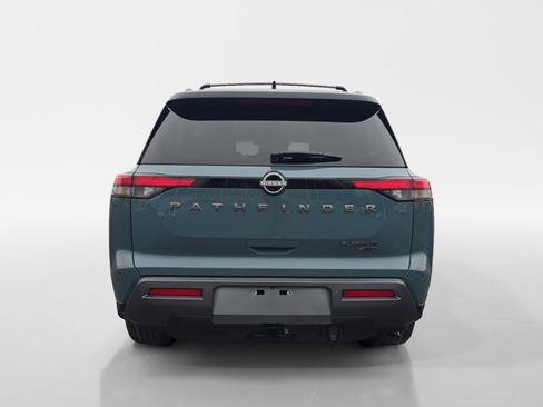 New 2026 Nissan Pathfinder Platinum image 4