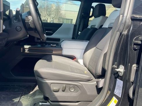 Used 2024 GMC Hummer EV 2X image 7