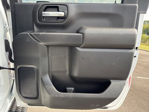 Used 2021 Chevrolet Silverado 3500 LT w/ Snow Plow Prep Package image 17