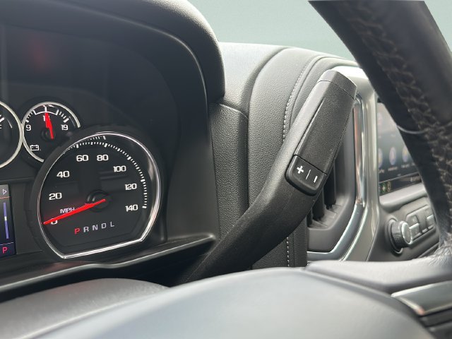Used 2021 Chevrolet Silverado 1500 LT w/ Z71 Off-Road Package AWD/4WD image 36