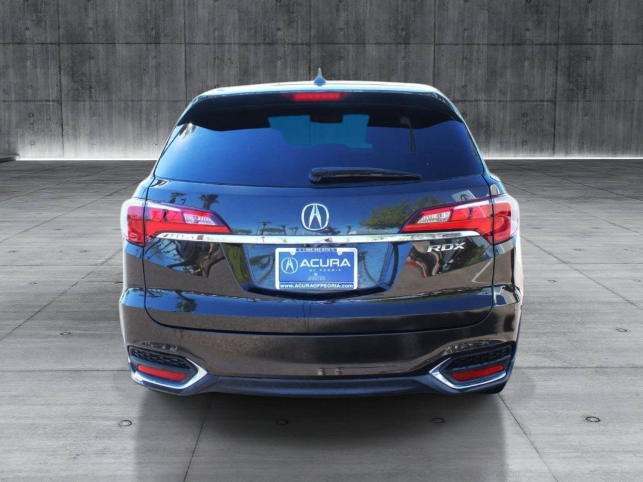Used 2017 Acura RDX w/ Technology Package FWD image 4