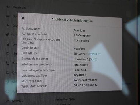 Used 2018 Tesla Model 3 Long Range RWD image 16