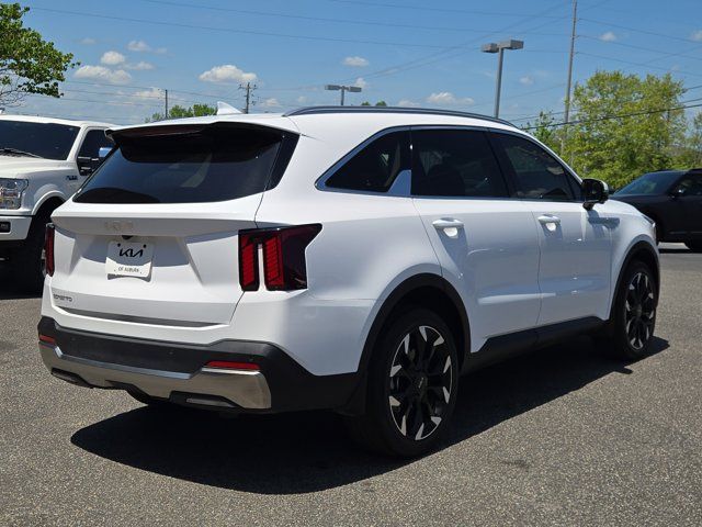 Used 2025 Kia Sorento SX FWD image 6