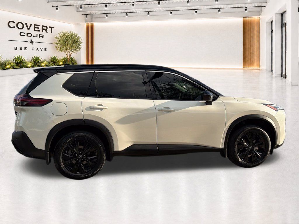 Used 2023 Nissan Rogue SV w/ SV Premium B Package AWD/4WD image 10