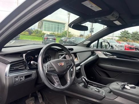 Used 2024 Cadillac XT5 Premium Luxury w/ LPO, Floor Liner Package AWD/4WD image 21