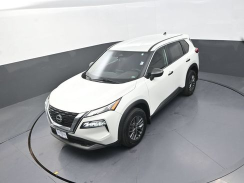 Used 2023 Nissan Rogue S FWD image 16