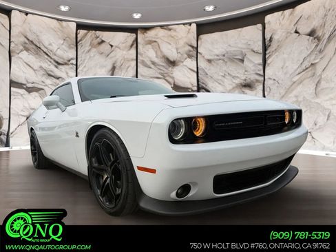 Used 2018 Dodge Challenger R/T Scat Pack w/ Leather Interior Group image 1