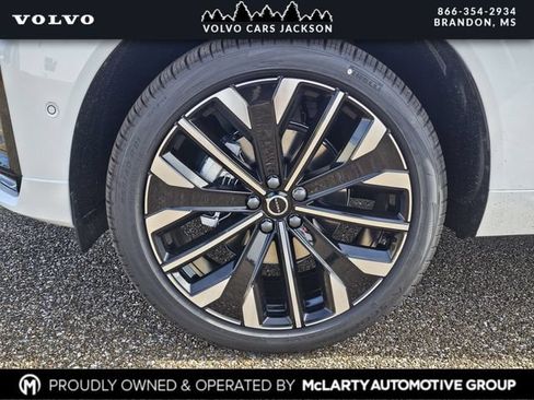 New 2026 Volvo XC60 B5 Ultra w/ Protection Package Premier AWD/4WD image 24