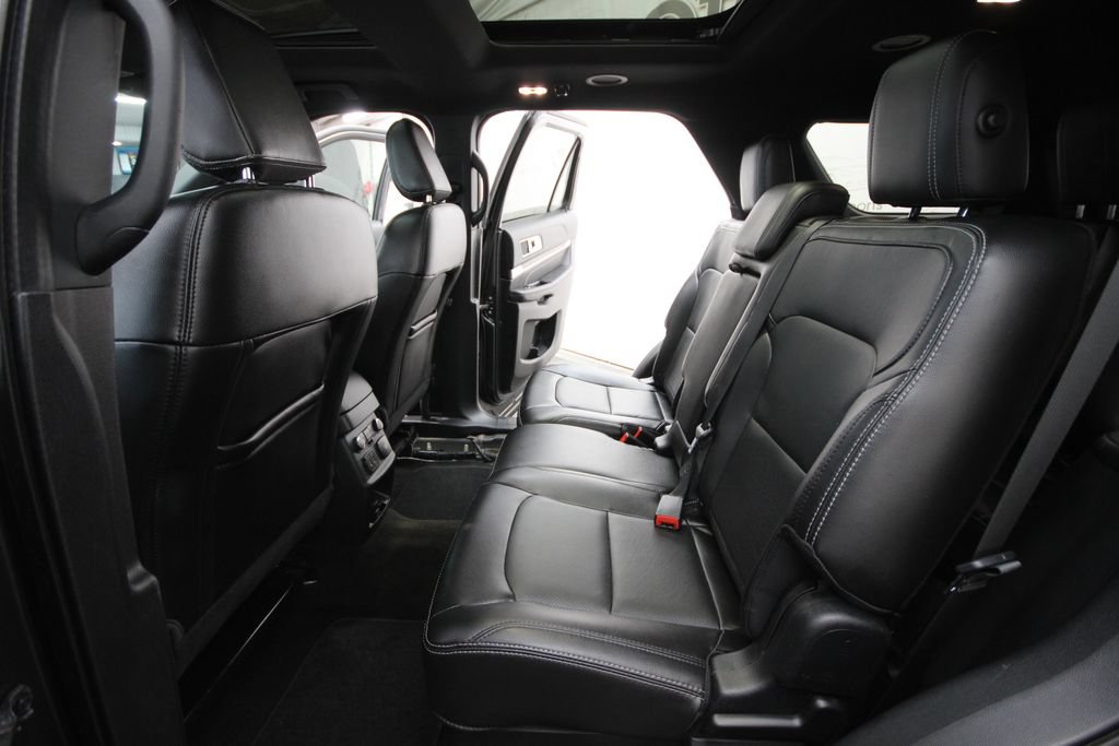 Used 2018 Ford Explorer Limited FWD image 26