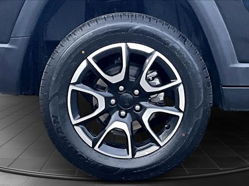 Used 2024 Jeep Compass Trailhawk image 36