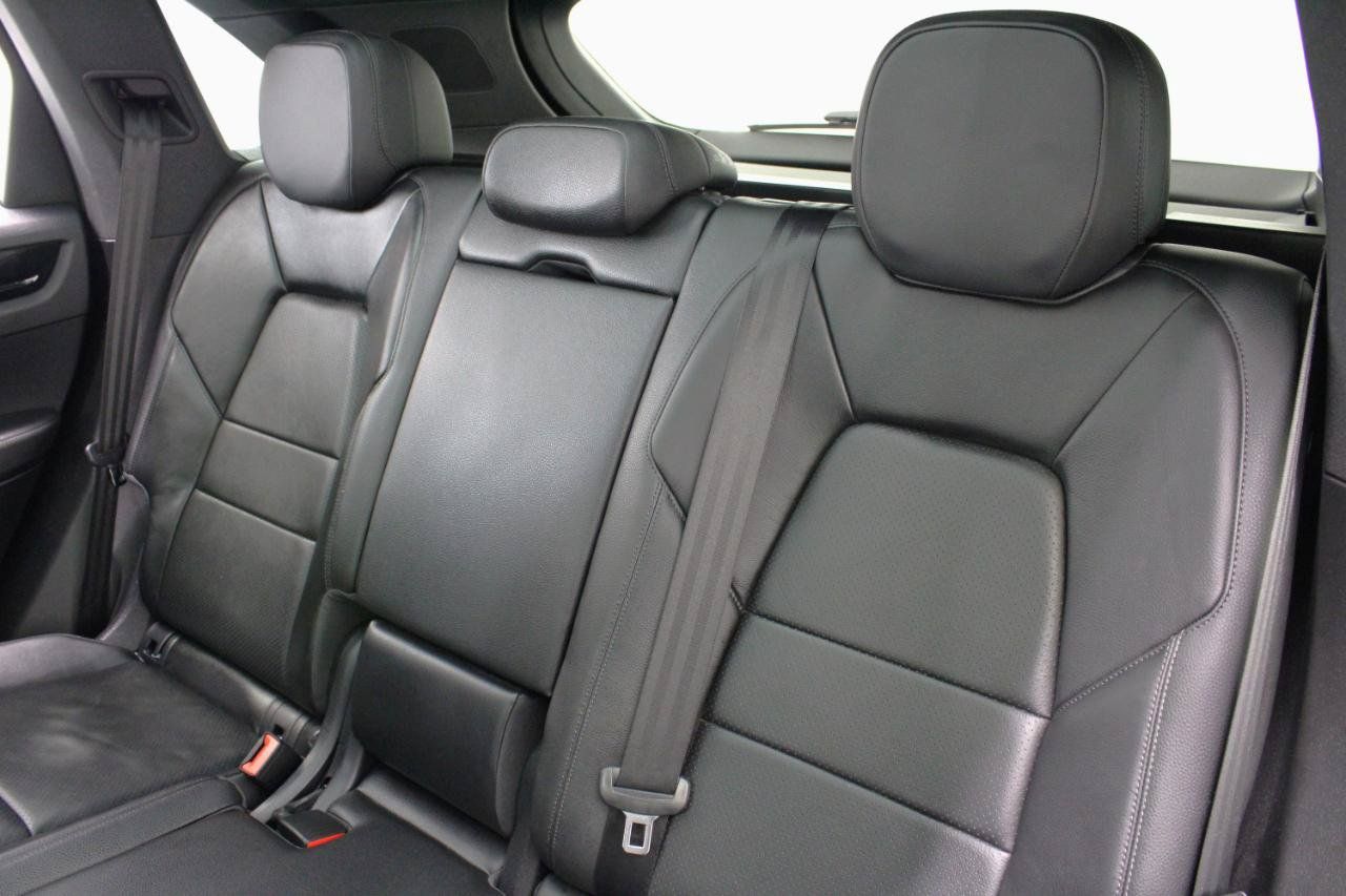 Used 2020 Porsche Cayenne AWD/4WD image 35