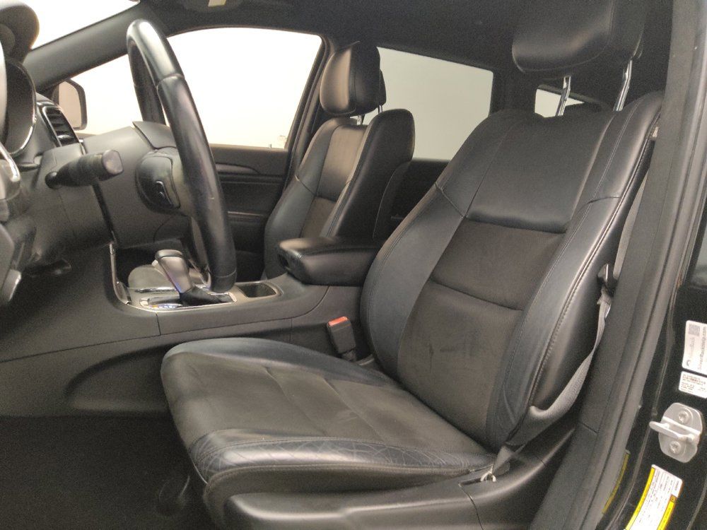 Used 2019 Jeep Grand Cherokee Laredo w/ Laredo X Package RWD image 17