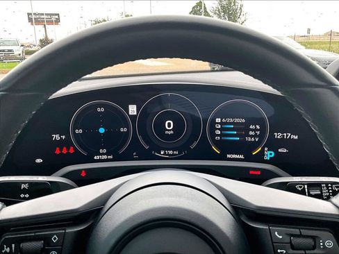 Certified 2022 Porsche Taycan 4 Cross Turismo AWD/4WD image 25
