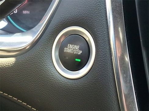 Certified 2023 Chevrolet Traverse LT w/ LPO, Floor Liner Package image 23