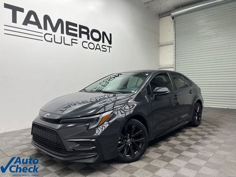 Used 2024 Toyota Corolla SE image 2