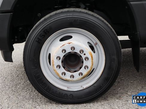 Used 2017 Ford F550 2WD Crew Cab Super Duty image 41