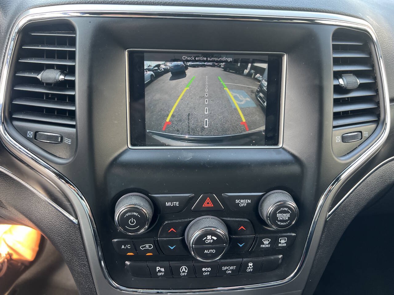 Used 2018 Jeep Grand Cherokee Limited AWD/4WD image 14