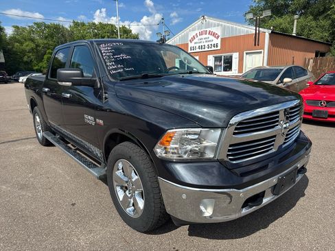 Used 2016 RAM 1500 Big Horn AWD/4WD image 3