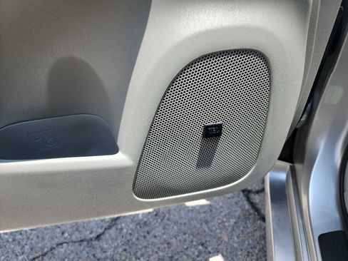 Used 2010 Toyota Prius Three FWD image 14