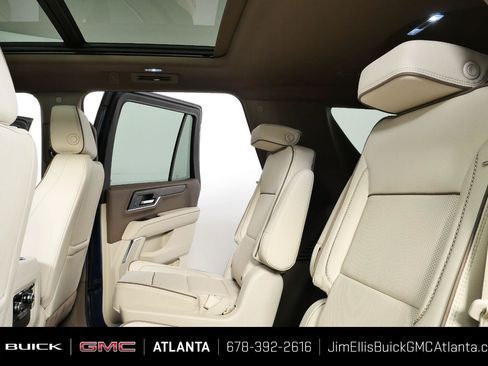 New 2026 GMC Yukon Denali w/ Sun & Power Step Package AWD/4WD image 18