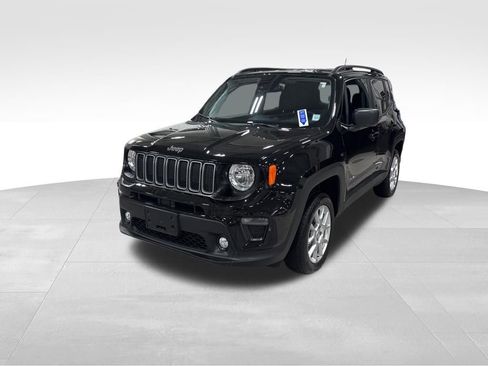 Certified 2022 Jeep Renegade Latitude image 22