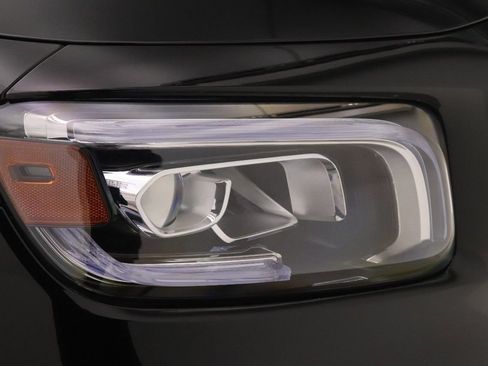 Certified 2023 Mercedes-Benz GLB 250 image 28