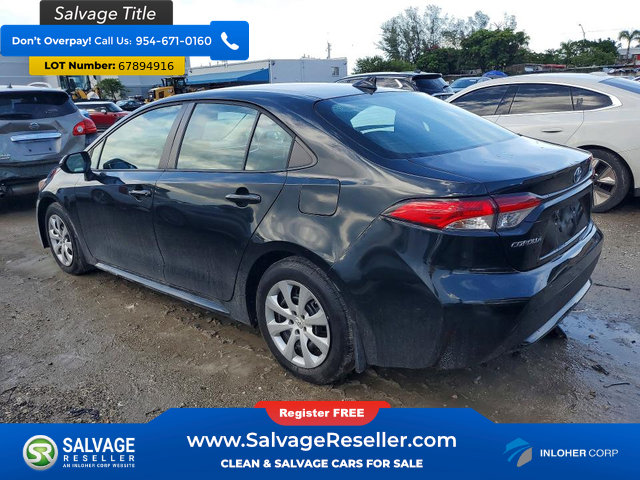 Used 2021 Toyota Corolla LE FWD image 3